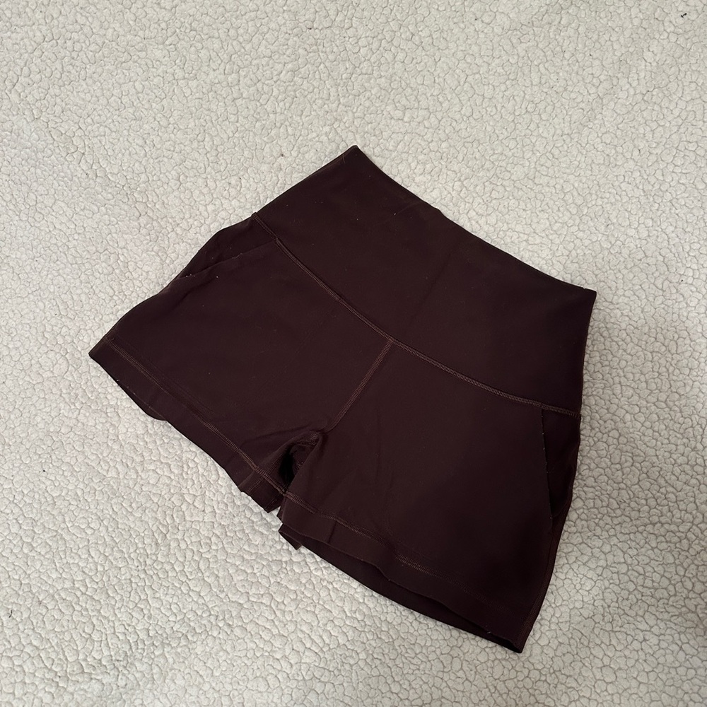 lululemon athletica Classic Fit HR Short 3”